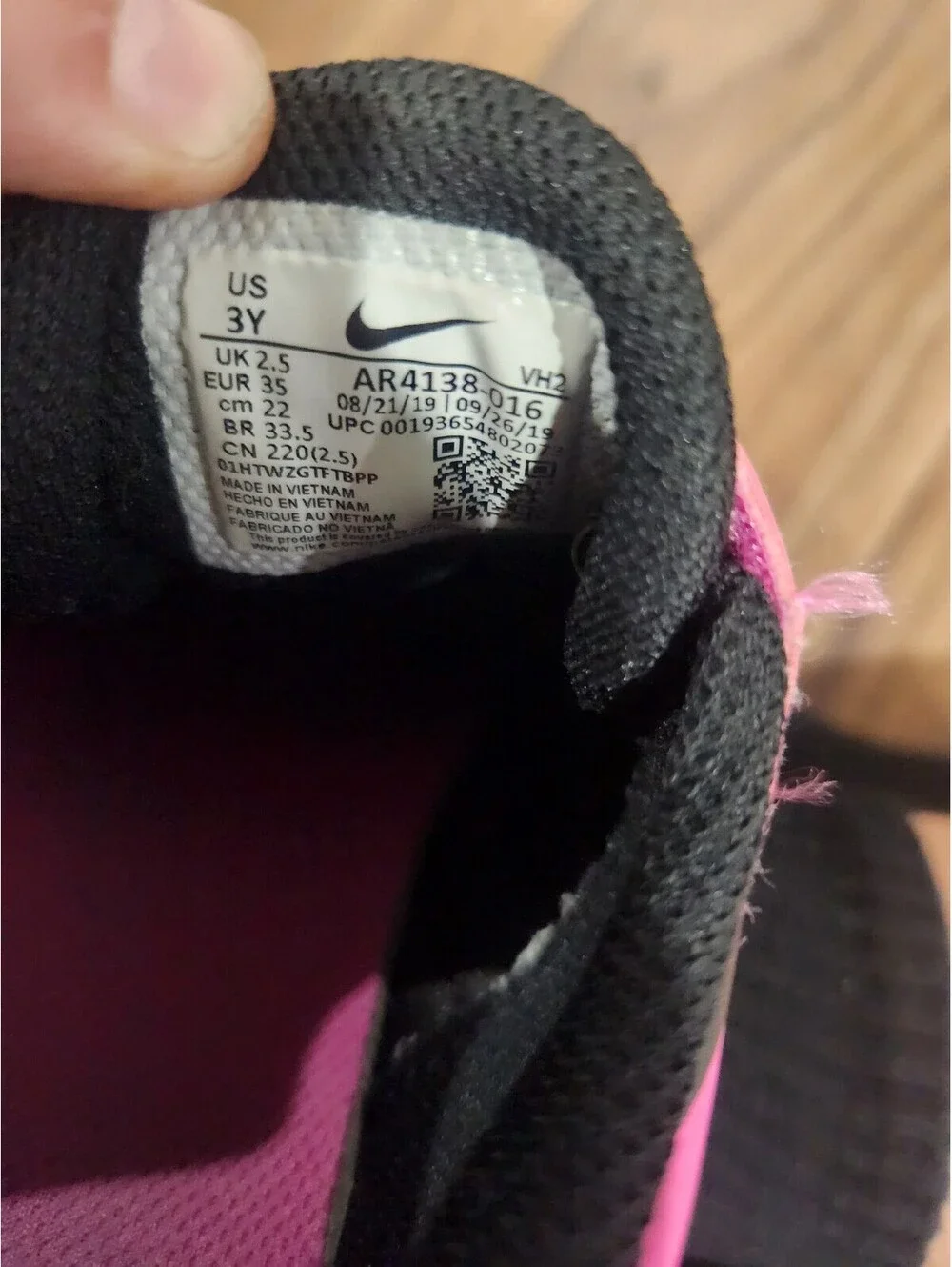 NIKE GIRLS DOWNSHIFTER 9 Fuchsia Shoes Sz 3Y